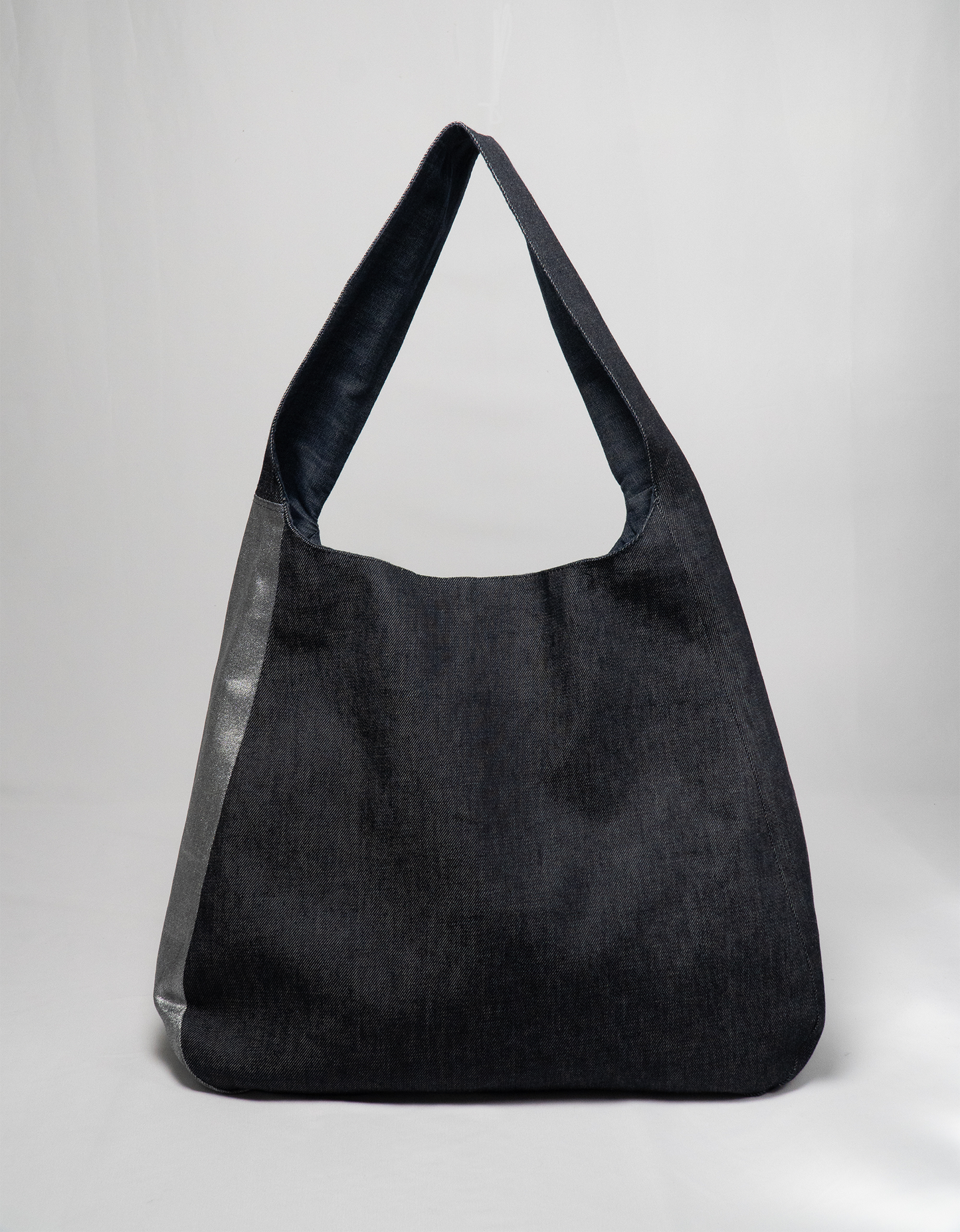 The Buckey Bag - Silver